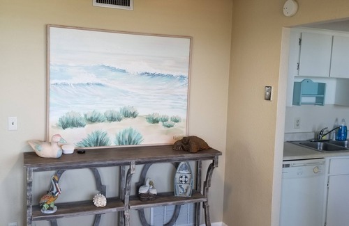 Ocean Grove Terrace House | Unit 2 Oceanside 2Bd 1Ba Condos In Ormond-By-The-Sea w/Large Private Beach Deck