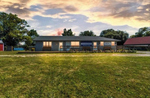 Long Lake Cabin | Unit 3 Long Lake Lodge - Lakefront - 2 bedroom