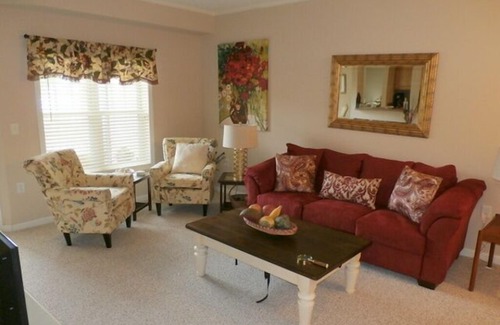 Villages of Five Points House | Unit 4101 - 1st floor Condo in the popular Villages at Five Points!