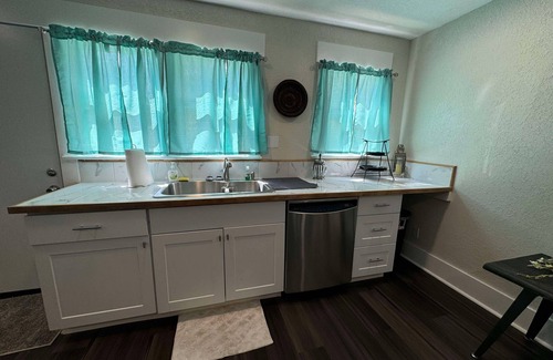 Globe Apartment | Unit 5 - Pinal Creek East - Gold Unit; 2-bedroom apartment with AC and WiFi