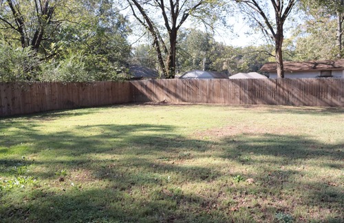 Conway House | Unit B- A charming 3-bedroom duplex with a cozy atmosphere