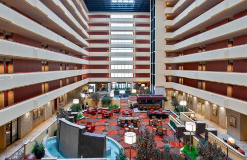 Springfield Hotel | University Plaza Hotel