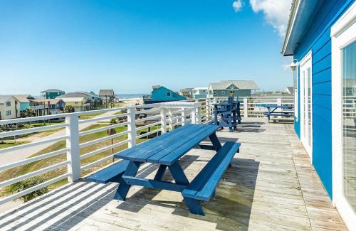San Luis House | Unobstructed Views of the Beach Gulf & Bay