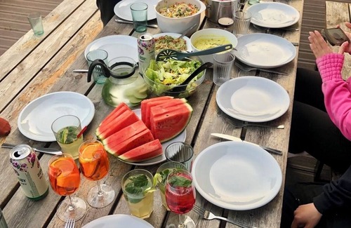 Kamminke House | 'Uns Hus' with terrace and small garden; Wlan; Internet-TV close to the beach and quiet