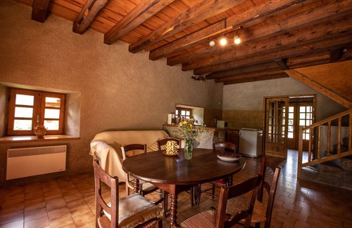 Peyragudes House | Unusual, secluded barns nestled in the Pyrenees forest from Sunday to Sunday