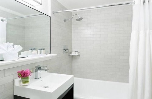 Downtown Boston House | Unwind and Indulge In Our Oasis! Pet-friendly Property!