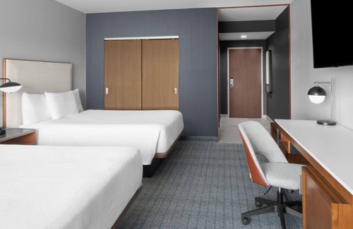 Oldsmar Hotel | Unwind by the waterfall and explore Clearwater beaches | 3 Units