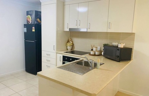 Bargara Condo | Unwind in Style: Your Perfect Holiday Retreat in Bargara,