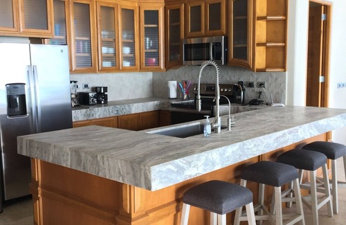 Las Conchas Condo | Up to 11 guests - Tessoro at Las Conchas 1201