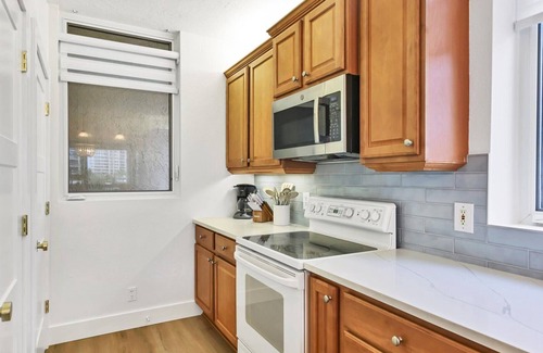 Longboat Key Condo | Updated 2 Bedroom Condo With Lanai Exit On Longboat Key By FVC