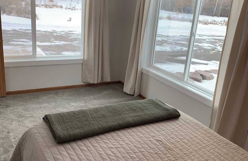 Elk River House | Updated 2BR-PoolTable-Theatre-Trails-Fountain-ERX