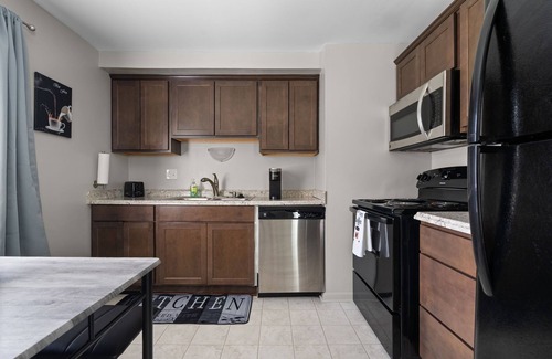 Bryant Pattengill East House | Updated 3 bedroom house, central to everything Ann Arbor! No added cleaning fees