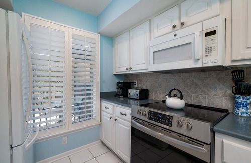 Spinnaker Beachhouses House | Updated Family Spinnaker! Easy Walk to Pelican Beach, Pools, Golf! Amenity Cards!