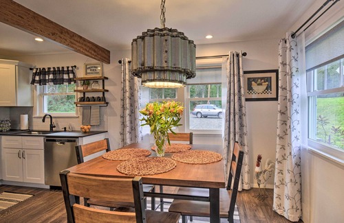 Retsil House | Updated Port Orchard Home, Walk to Waterfront