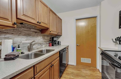 Great Valley Condo | Updated Ski In Ski Out Condo Holiday Valley