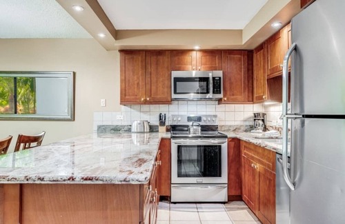 Kihei Condo | Upgraded Condo w/Open Kitchen, Ground Floor Lanai, WiFi–Kamaole Sands 4102