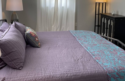 St. Cloud House | Upgraded, fully equipped 3 bedroom private home. Quiet location - near