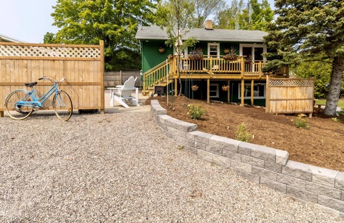 Northport Apartment | Upper and Lower Duplex Perfect property for families sharing a vacation home
