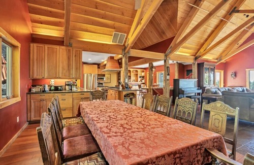 Palomar Mountain Apartment | Upper Meadow Lodge - Groups up to 23 on 17 acres
