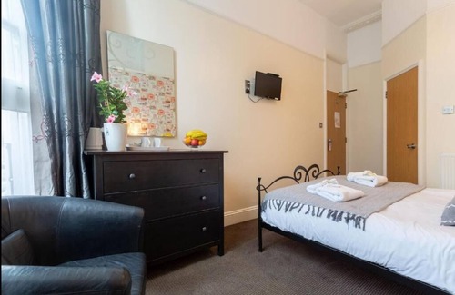 Kemptown Hotel | Upper Rock 4 - double room en-suite