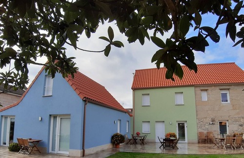 Redondela Apartment | Upper studio. Catapeixe Holiday Apartments.