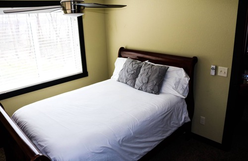 Alma House | Upscale and modern. A hidden paradise on the backwaters of the Mississippi River