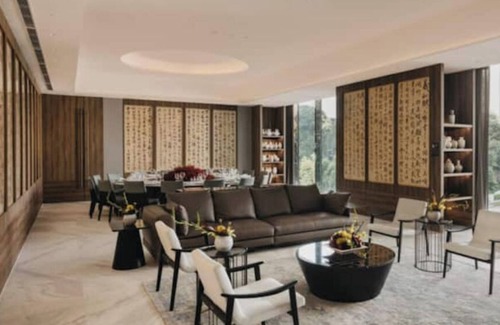 Orchard Hotel | Upscale Clean Tech Orchard Rd Garden View Sg