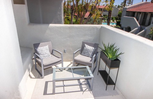 Palm Springs Condo | Upscale Condo with Mountain Views - Near Downtown Palm Springs