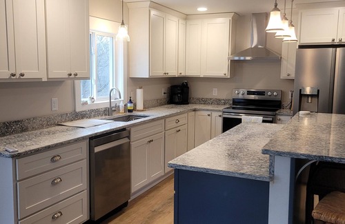 Oswego Apartment | Upscale lodging near Oswego State University, borders Rice Creak Field Station