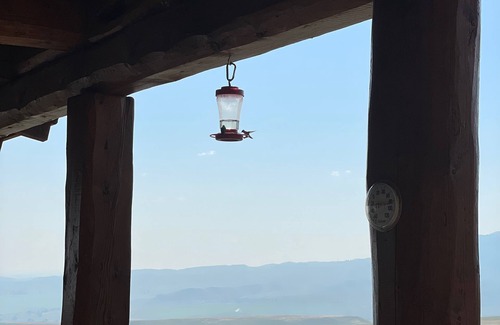 Story House | Upscale log home at base of Bighorn Mountains in Big Horn WY