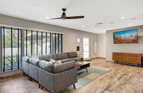 University Estates House | Upscale Remodel - Walk To Asu Pool & Pickleball