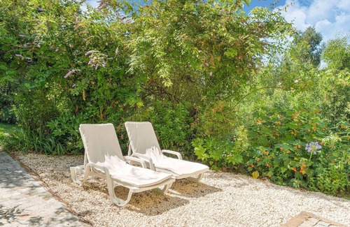 Penafiel Villa | Upscale Villa with Swimming Pool and Terrace