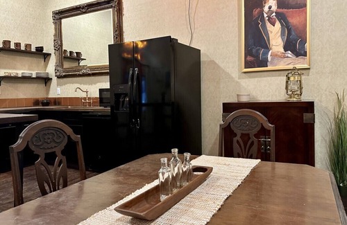 Okemah Hotel | Upscale Western Inn With Historical Distinction and Modern Comfort