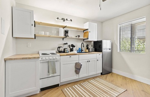 Huntsville Apartment | Upstay: Modern Studio Steps from Merrimack Park