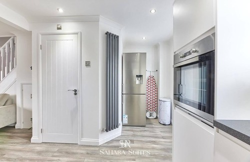 Newcastle-upon-Tyne House | Upto 20% OFF | Monthly 3BR | City Centre | Parking