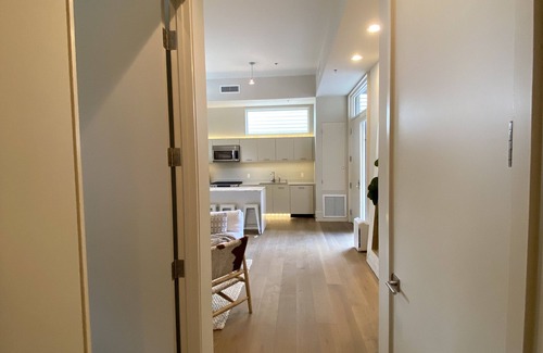 Audubon Condo | Uptown Luxurious Modern Condo in the Best Neighborhood!