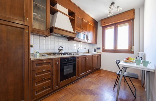 Saragozza-Porto Apartment | UR-NEST Saffi, Silent and very sunny 90 sqm