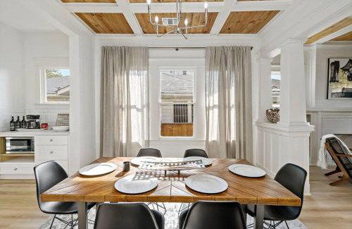 Tobin Hill Villa | Urban Elegance Retreat