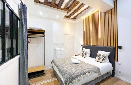 Bonne-Nouvelle Apartment | Urban Flat 67 - Spacious Parisian Flat in Paris