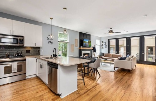 Third Ward Condo | Urban Oasis in Uptown Charlotte