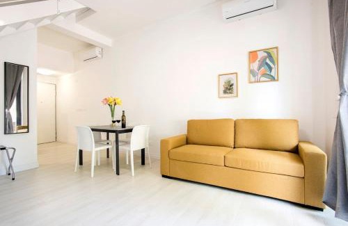 San Lorenzo Apartment | Urban Oasis with Patio for 5 guests - reserved parking - Termini