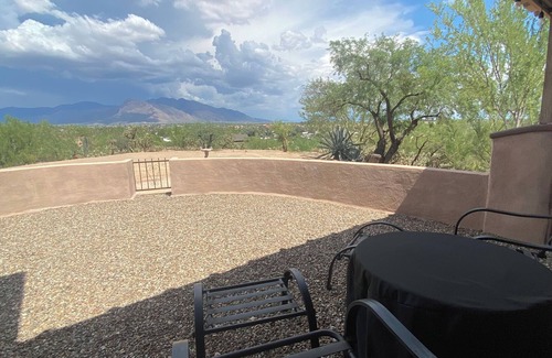 Tucson House | Urban Oasis with Stunning Views