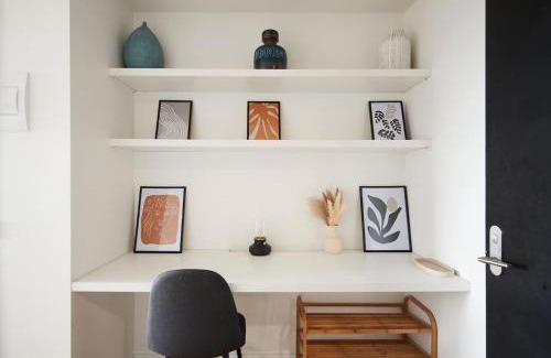 Brunswick East Apartment | Urban Rendezvous - Where Productivity Meets Play