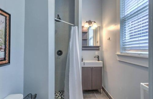 Central Midtown Apartment | Urban Zen Great Location