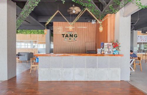 Balikpapan Hotel | Urbanview Hotel The Tang Balikpapan by RedDoorz