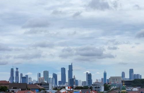 Jakarta Hotel | Urbanview Syariah Kost D33 Hutan Kota Srengseng