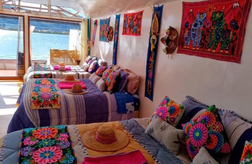 Puno Hotel | Uros TITIKAKA the Best lodge