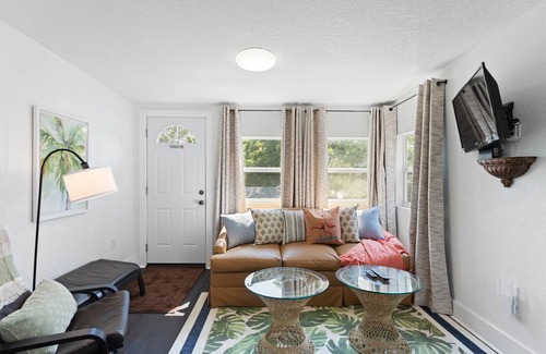 Historic District Apartment | Apartment ∙ 1 bedroom ∙ 3 guests