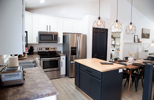 Eagle Mountain House | Utah Family Retreat in Eagle Mountain with King Suite