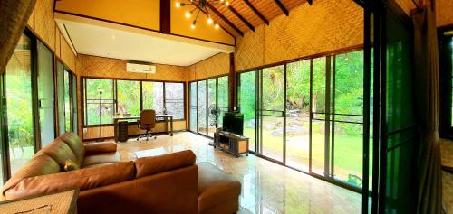 Pai House | Utopai Creek Site Vacation Home, Pai!